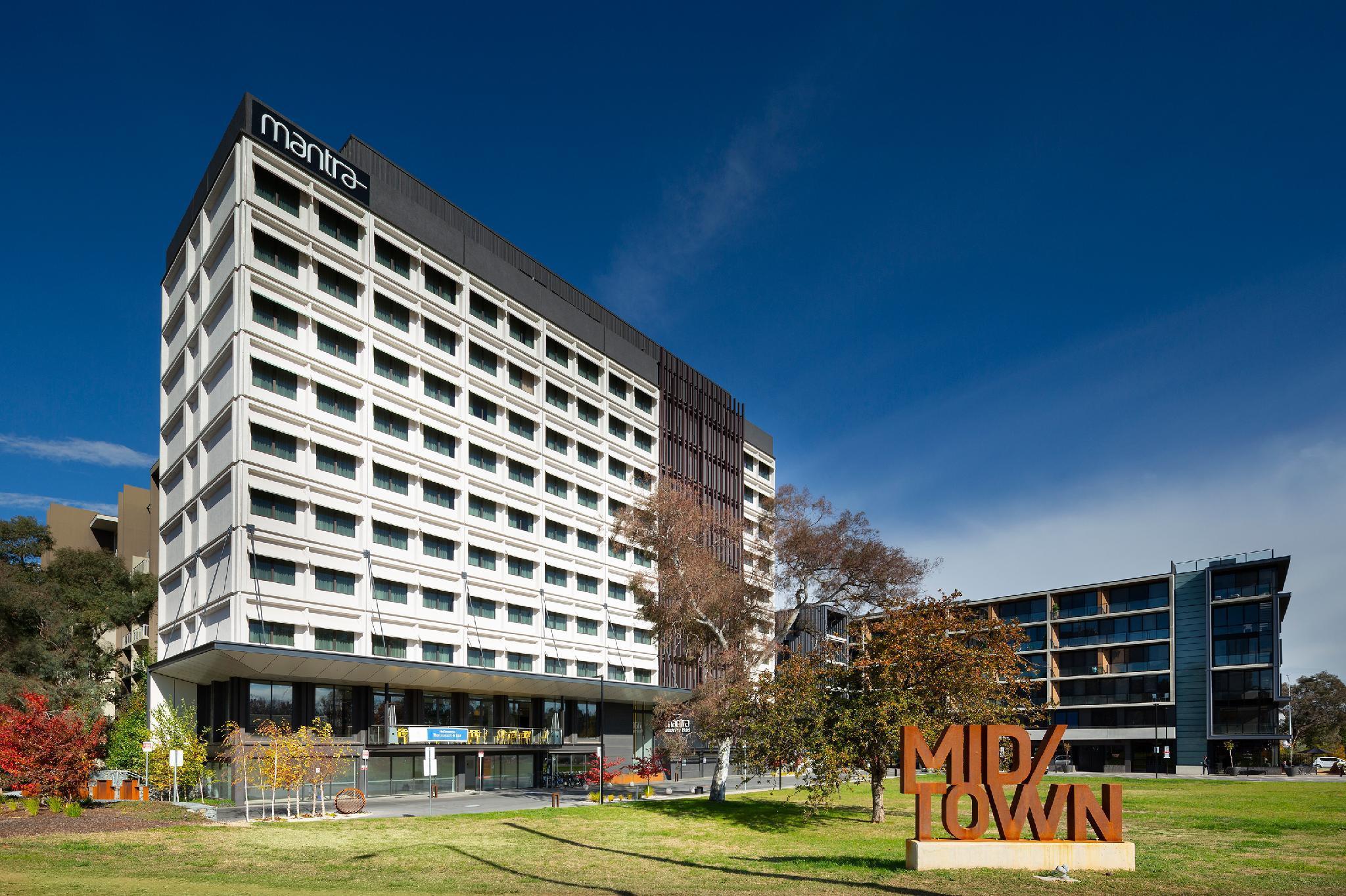 Mantra Macarthur Hotel Canberra Exterior photo