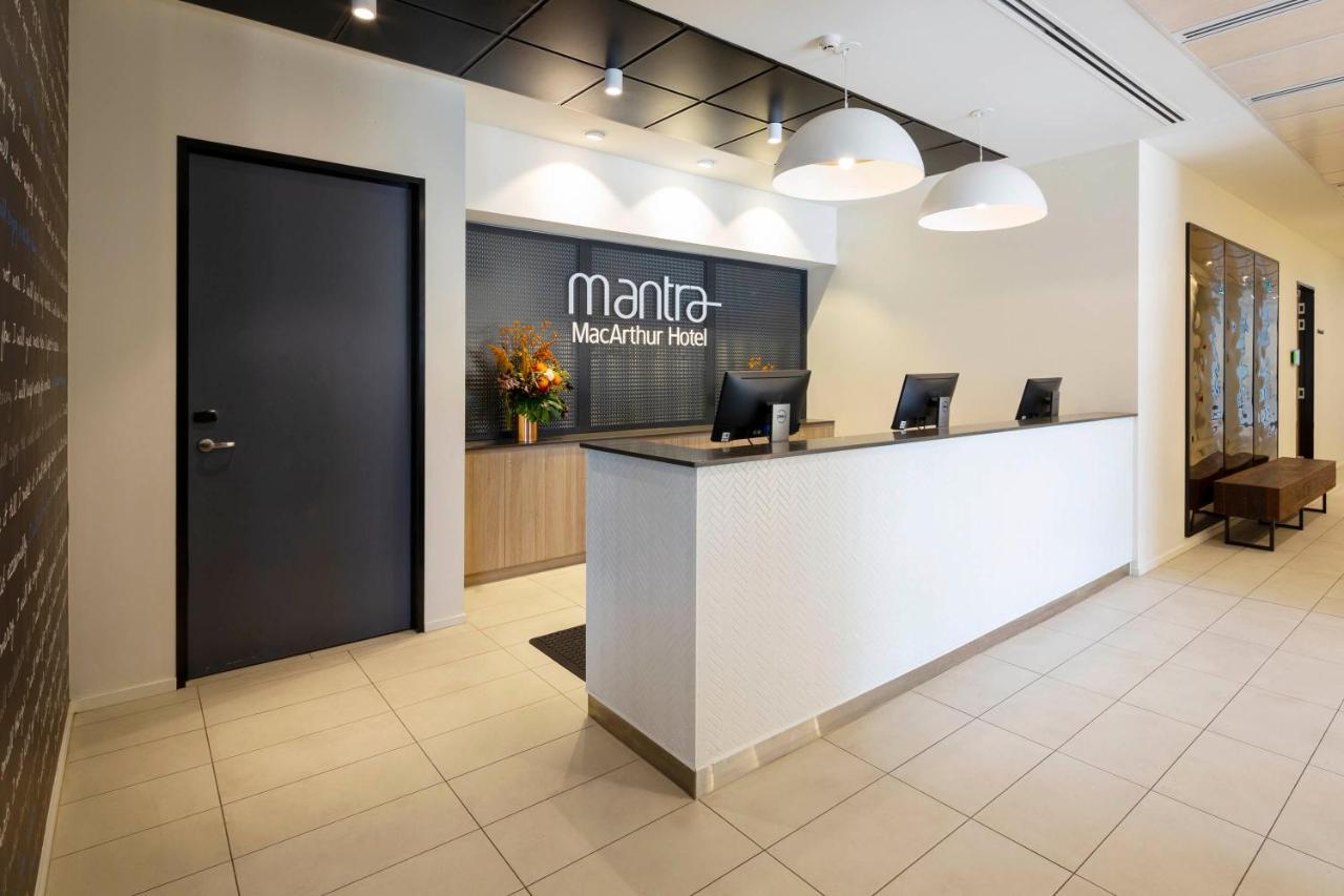 Mantra Macarthur Hotel Canberra Exterior photo